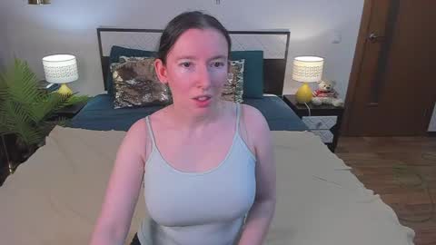 Catrin online show from June 10, 2026, 4:12 am