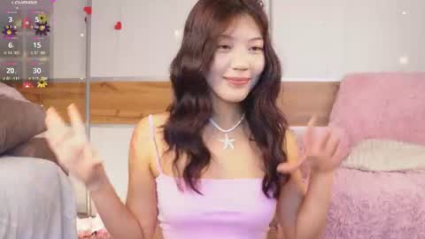 Lee online show from July 25, 2026, 4:04 pm