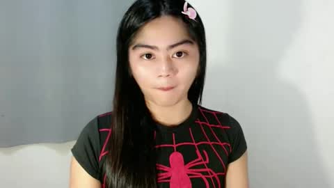 cathy_ho online show from November 5, 2025, 2:17 pm