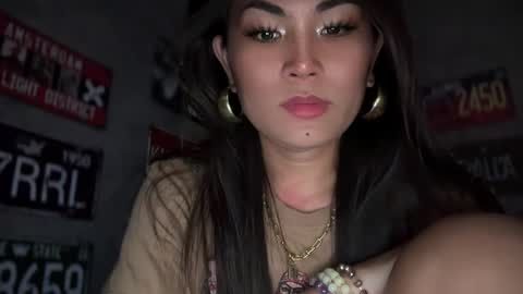 Snapshot of cathy_sanches chatting on December 19, 2024, 1:40 pm cathy online show from December 19, 2024, 1:40 pm