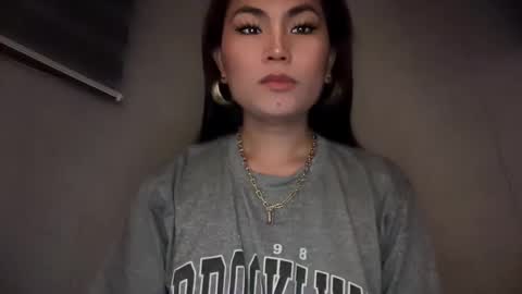 Snapshot of cathy_sanches chatting on October 9, 2025, 10:35 am cathy online show from October 9, 2025, 10:35 am