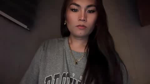 Snapshot of cathy_sanches chatting on June 9, 2026, 1:28 am cathy online show from June 9, 2026, 1:28 am
