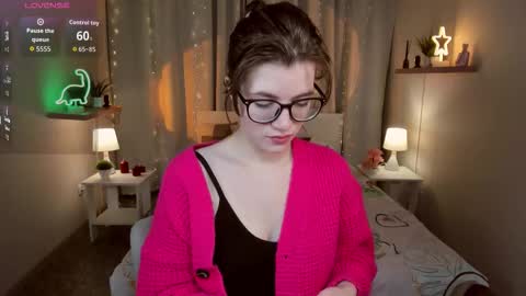 cathybarnes online show from November 28, 2025, 7:00 am