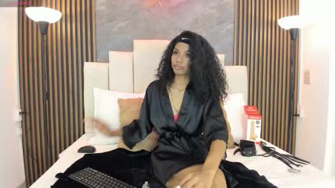 catiusca_reyes_03 online show from December 3, 2025, 1:20 pm