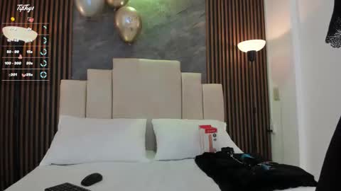 catiusca_reyes_03 online show from January 8, 2026, 5:48 pm