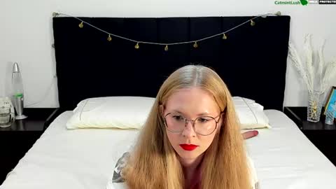 CatmintLush online show from June 24, 2026, 11:37 pm