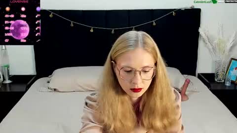 CatmintLush online show from June 28, 2026, 11:33 pm