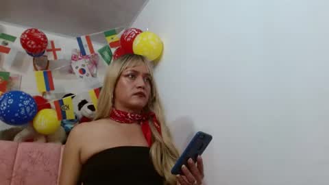 catrina_chan online show from June 24, 2026, 10:09 pm
