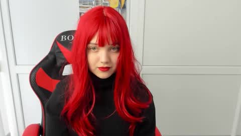 Snapshot of catrine_cute chatting on April 12, 2026, 6:51 am Catrine online show from April 12, 2026, 6:51 am