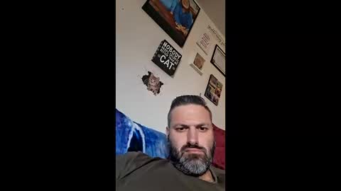 Snapshot of catruchbrett chatting on April 2, 2026, 3:31 pm catruchbrett online show from April 2, 2026, 3:31 pm