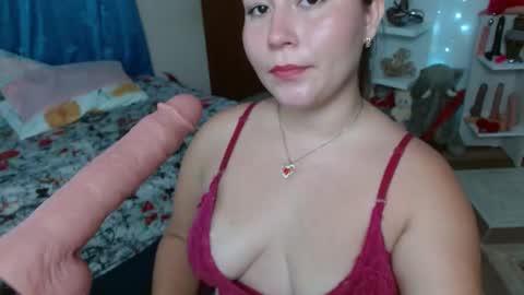 Snapshot of cattalin_luscious chatting on February 13, 2025, 4:54 am cattalina online show from February 13, 2025, 4:54 am