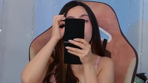 Snapshot of cattleya069 chatting on May 9, 2026, 4:01 pm Cattleya you can tell me Leya too. online show from May 9, 2026, 4:01 pm
