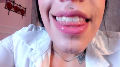 Snapshot of cattleya_jensen chatting on October 7, 2025, 1:52 pm Cattleya  online show from October 7, 2025, 1:52 pm
