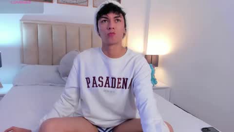 Snapshot of caydensmit chatting on November 5, 2025, 4:23 am Cayden online show from November 5, 2025, 4:23 am