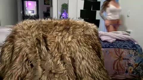 Cayla online show from February 2, 2026, 2:21 am