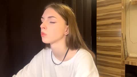 Polly online show from March 26, 2026, 9:15 am