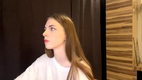 Polly online show from March 27, 2026, 8:26 am