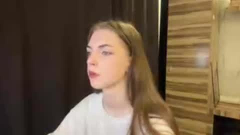 Polly online show from March 30, 2026, 8:48 am