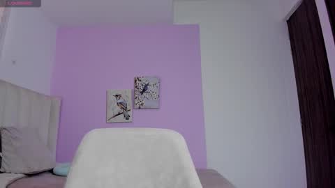 Snapshot of caylin_jordan chatting on October 17, 2025, 1:03 pm Cay online show from October 17, 2025, 1:03 pm