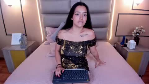 Snapshot of caylincollins chatting on January 31, 2025, 10:42 pm caylincollins online show from January 31, 2025, 10:42 pm