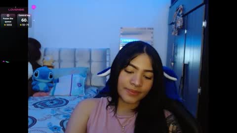 Caylinn online show from September 20, 2025, 4:57 am