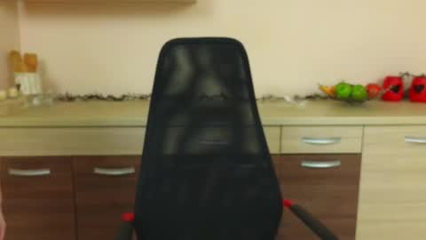 Snapshot of cb_ivanna chatting on October 31, 2025, 6:14 am Ivanna online show from October 31, 2025, 6:14 am