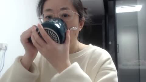 ANNYANNY online show from December 9, 2024, 1:55 pm