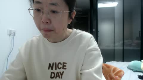 ANNYANNY online show from December 13, 2024, 1:55 pm