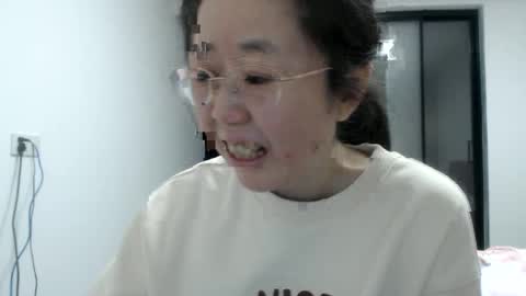 ANNYANNY online show from February 25, 2025, 3:49 pm