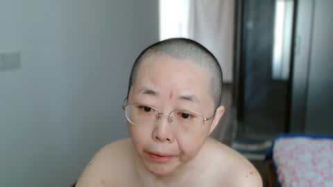 ANNYANNY online show from June 19, 2026, 8:29 am