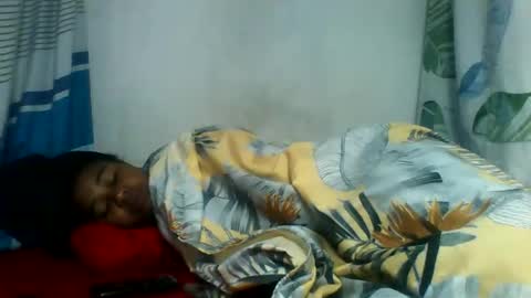 cclanioo online show from May 18, 2026, 1:56 am