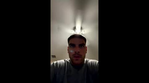 Rivs online show from November 22, 2025, 1:04 am