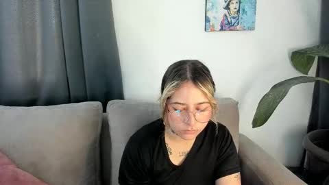ccuteass online show from February 21, 2025, 4:59 pm
