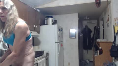 Jackie online show from December 1, 2025, 12:26 am