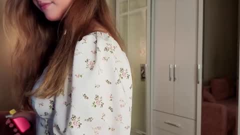 Snapshot of ceceliapidcock chatting on September 18, 2025, 7:27 pm Lina online show from September 18, 2025, 7:27 pm