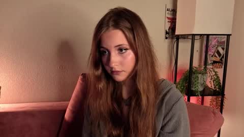 Snapshot of ceceliapidcock chatting on September 19, 2025, 7:36 pm Lina online show from September 19, 2025, 7:36 pm