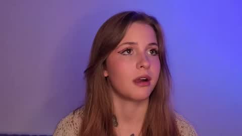 Lina  online show from November 26, 2025, 7:48 pm