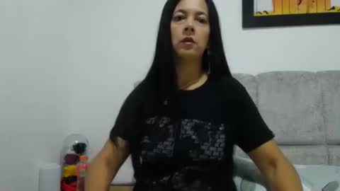 ceci online show from December 14, 2025, 12:49 am