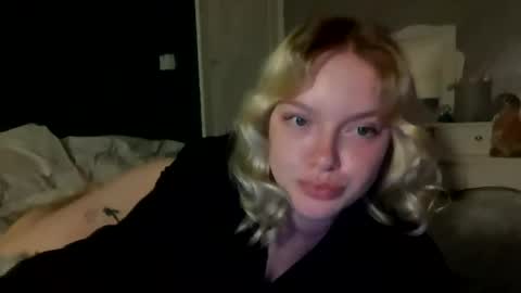 ceecees online show from September 11, 2025, 9:48 pm