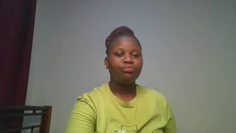 Snapshot of ceepretty25 chatting on June 1, 2026, 12:12 am ceepretty25 online show from June 1, 2026, 12:12 am