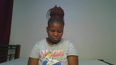 Snapshot of ceepretty25 chatting on June 11, 2026, 12:32 am ceepretty25 online show from June 11, 2026, 12:32 am