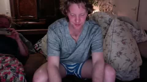 ceezeee online show from January 4, 2025, 3:40 am