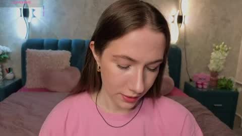 Josie Manesi online show from March 2, 2026, 5:52 am