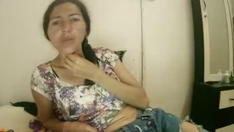 celeste198694 online show from November 28, 2025, 4:42 pm