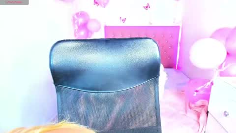 Snapshot of celeste__sweetx chatting on June 6, 2026, 6:56 pm Celeste Sweet online show from June 6, 2026, 6:56 pm