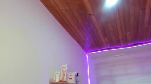 Snapshot of celeste_bonnet1 chatting on September 23, 2025, 7:28 pm celeste_bonnet1 online show from September 23, 2025, 7:28 pm