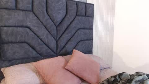 Snapshot of celeste_bs chatting on October 22, 2025, 3:51 am Celeste  online show from October 22, 2025, 3:51 am