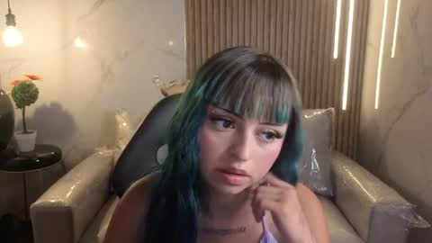 celeste_fioree online show from May 7, 2026, 8:03 pm