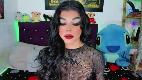 celeste_hot25horny online show from February 3, 2026, 12:43 pm