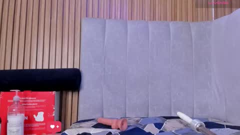 celeste_jhons1 online show from October 18, 2025, 6:08 pm